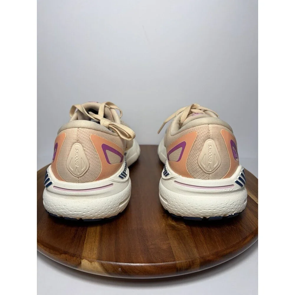 Brooks Adrenaline GTS 23 Running Shoes W Size 9 Apricot Orange 1203811B795